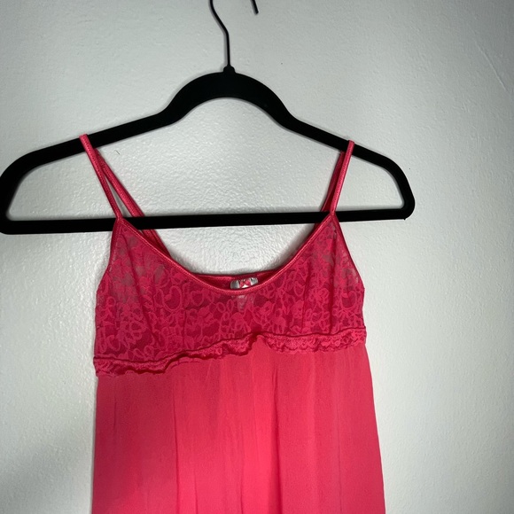Victorias Secret Pink Lace Baby Doll Lingerie Size Medium - Picture 2 of 5